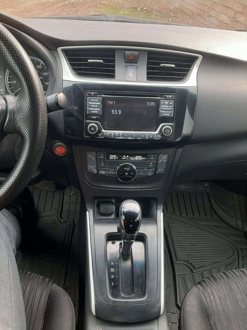 نيسان سنتره موديل 2018دوو بارجه نيو سبوخ بي داخلي بي يرباك سياره رقمو سنه وي جديد سياره بي ته عديل ماسفات فول فول به س سيلات نيه زور زور جوانه سياره رقم موبايل*********** اكر, نينوى
