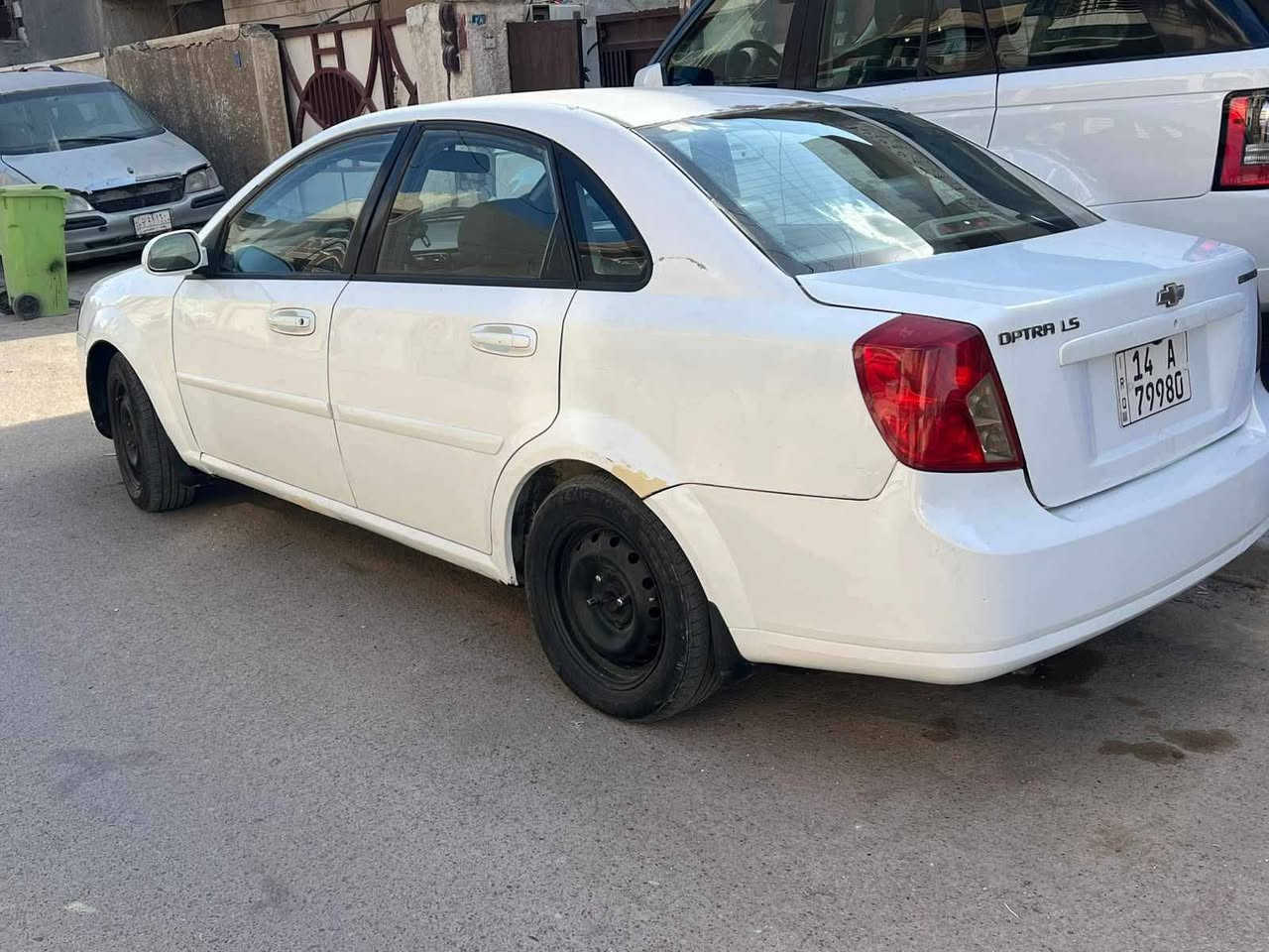اوبترة ٢٠١١ خليجي
 للبيع اومراوس 
 كير محرك خير من الله 
كهربائيات كلها شغاله ماناقصها شي
تبريد ثلج صدر امامي وخلفي خير من الله 
غرفة ابطاين ارضية جديدة جام كهربائي كلة شغال 
مسجل شاشة بلاتوث  اطارات الأمامي جديد الخلفي نضاف 
رقم بصرة رقم انكليزي هزة سنوية بسمي ٢٨ تنتهي 
السياره بدون حادث مكفولة من الشاصي والضربة بيها مكانين خياس بسيط اورصعات اومكانات صبغ  ابيع احزام عظمتها حلوة 
مكاني بغداد الحرية
السعر ٦٥ اوبيها مجال بسيط ***********
