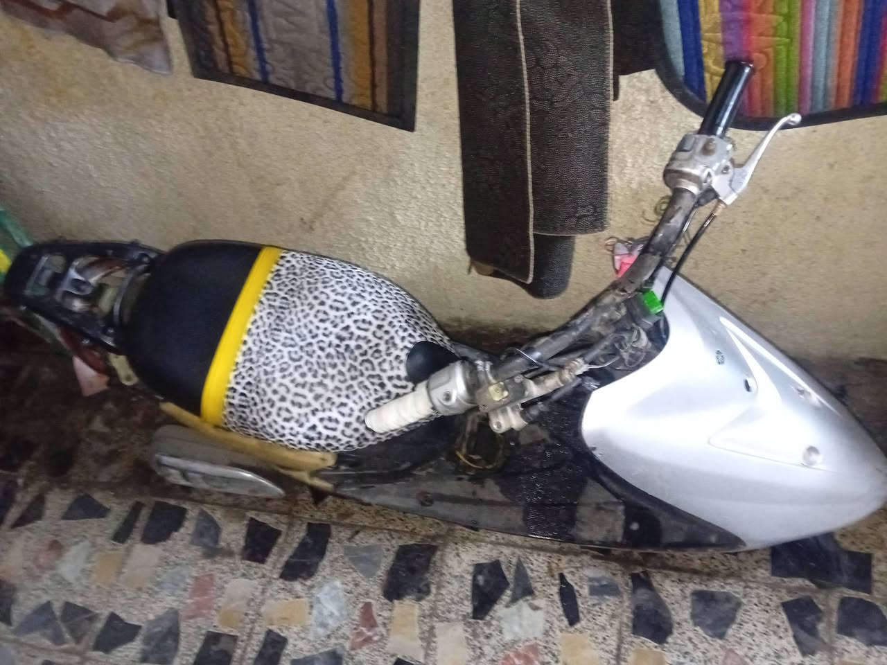 مقابيل بازين خانه 68 السعر 125 وبيها مجال *********** واتساب
