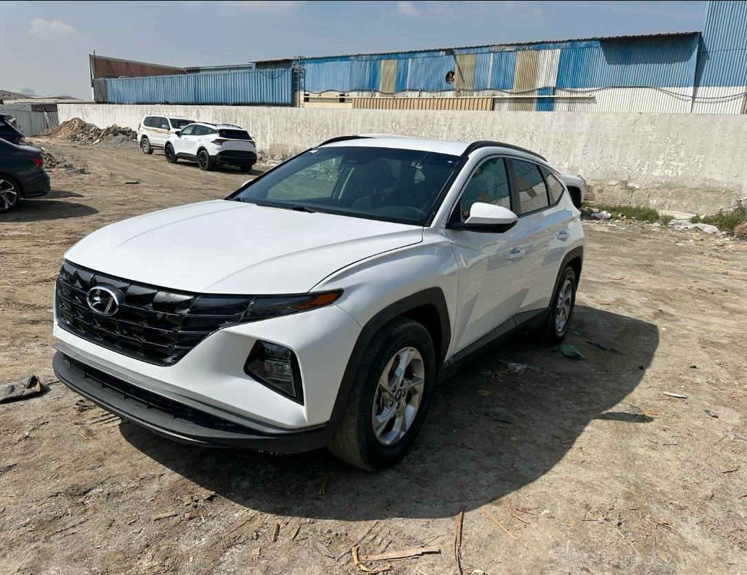 للبيع توسان 2024 
تبديل بنيد فقط 
160 واصل بصره بدون كمرك 
___________
موصفات فول عده فتحه 
داخل ابيض 
كشنات كهرباء 
تدفئه كشنات 
صندوق كهرباء 
محرك 2500 
عدد ركاب 5 
شاشه حجم كبير
سياره بصمه
لاستفسار[***********]
