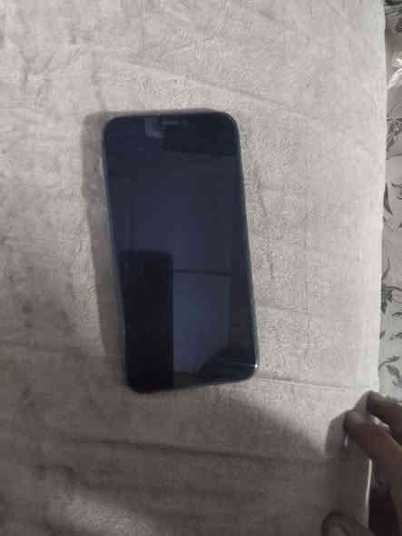 11 عادي البيع جهاز مامفتوح شلع كلش شغاله بي بطاريه 72 بلاديه ذاكره64 جهاز بي فطر بل شاشه قليل 225 وهاد رقمي بي وتساب ***********
