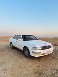 كراون • قير ومحرك شرط • مصبوغه عام