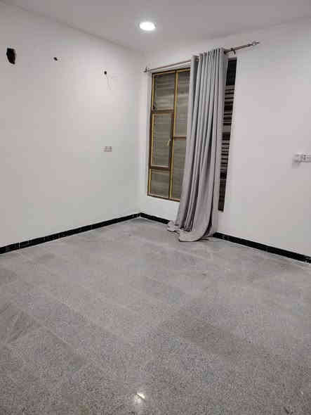 سلام عليكم توفر شقه حديثه كرادة داخل قريب بانزين خانه ابو اقلام غرفتين وصاله وخدمات 
للاستفسار الاتصال عالرقم 
***********
متوفر واتساب
