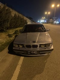 بي ام دبليو ٥٢٥ • ١٩٩٣ • قير عادي