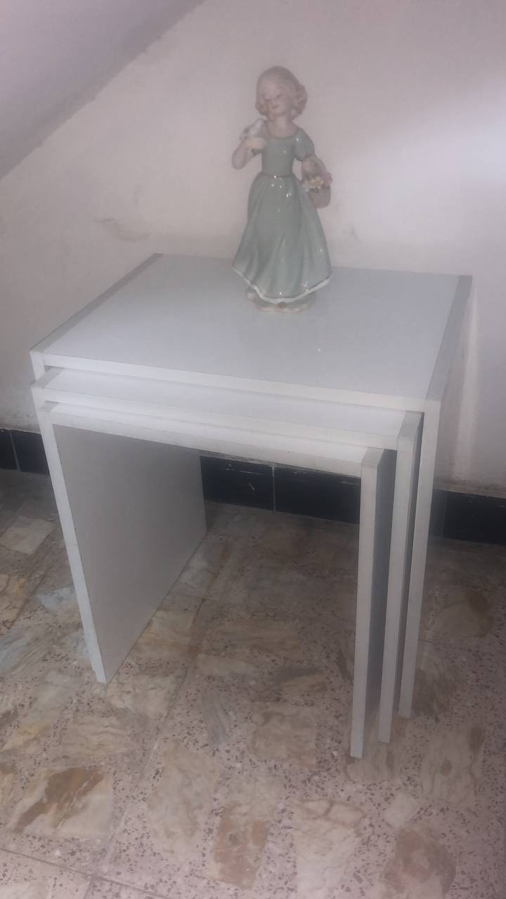 السلام وعليكم عدي اثاث مستعمل نضيف للبيع الشرايه خاص.  ***********
