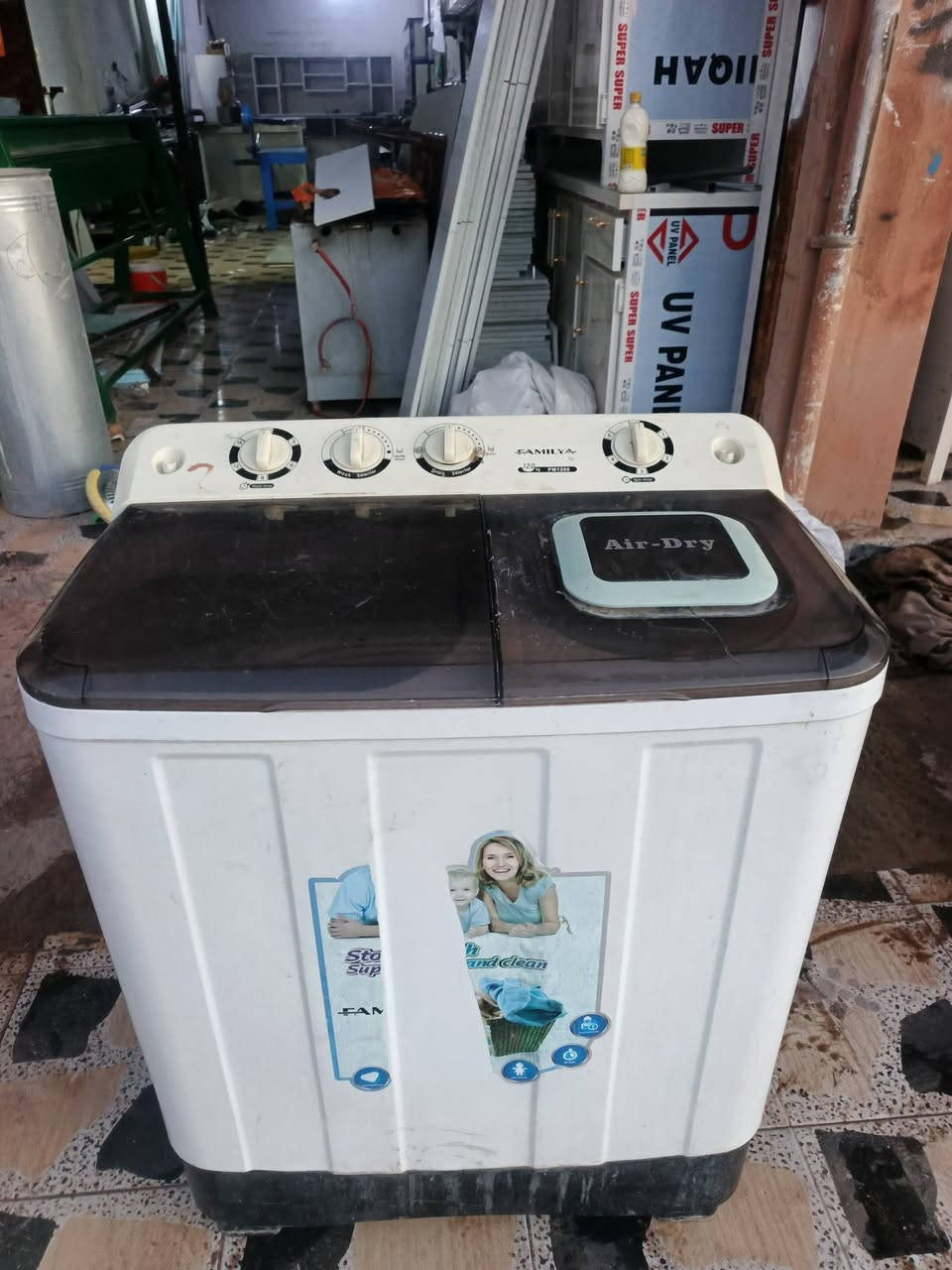 السلام عليكم
اثاث منزلي للبيع 
اشتري
غرف نوم & كاونترات & ثلاجات
بيع و شراء  يوجد مراوس كاونترات قديم ب جديد
اي شي عندك تعال خاص 
او الاتصال ***********
***********
كركوك حي النصر شارع مركز عروبه
