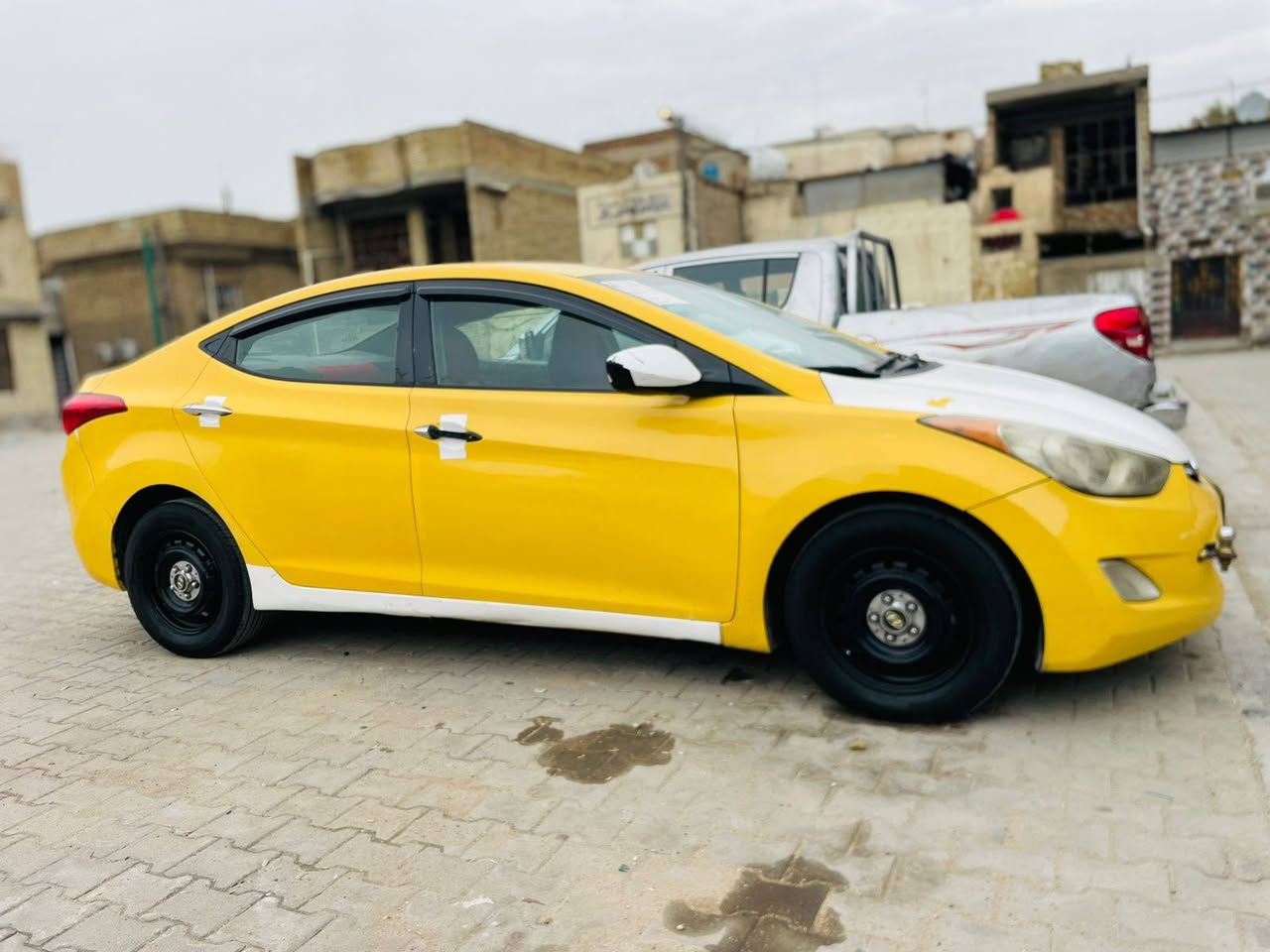 الانتراء مدويل 13 وارد امريكي
بسمي السنويه ل28 رقم انكليزي 
حادثه بابتين السايق الخلفه
محرك مكفول من التنقيص والفتح
تحكم استيرن جهتين شاشه اصليه كامره
تدفئه كشنات تبريد شغال حداديه جديده
تايرات جدد بجم وصندوك كبس  معروضه  100 مجالهه حك الجيه
مكانه مدينة الصدر 
***********
