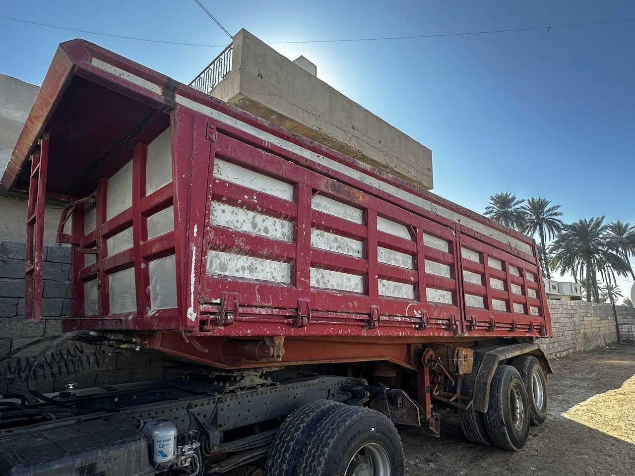 سۜلۛامۘ علۛيۧكَمۘ
نساف للبيع مكفوله  دناكير 16 جدد  تايرات نص عمر هاذه رقمي ***********
