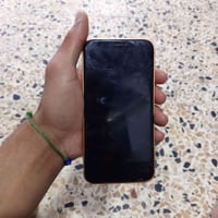ايفون اكس ار • ٦٤ • بطاريه ١٠٠