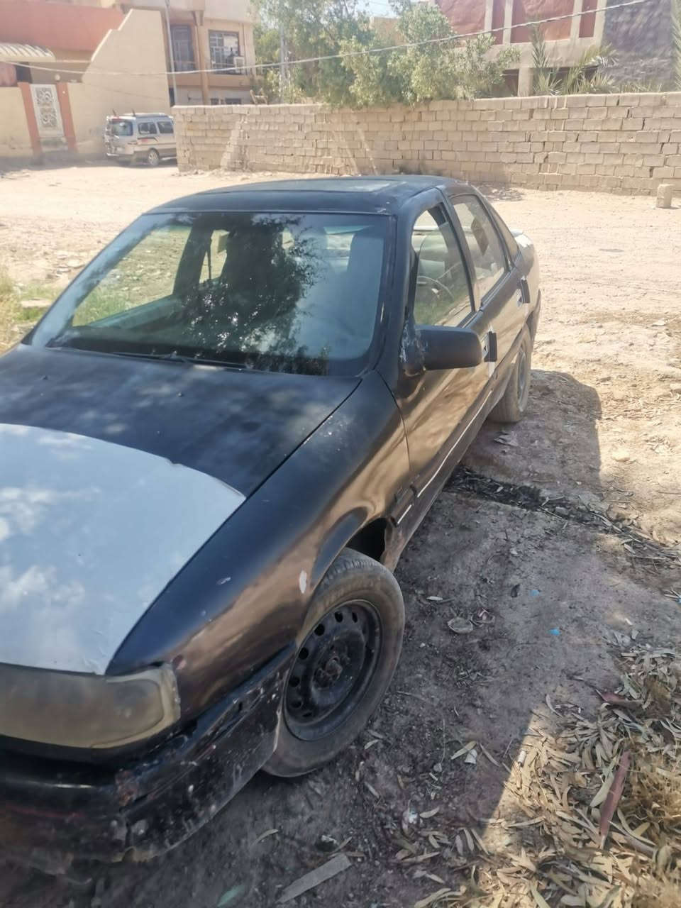 السلام عليكم اوبل فكتره الفين للبيع سعر ٢٠ وبيهة مجال بسيط
عنوان ديالى للتواصل على الرقم ***********
