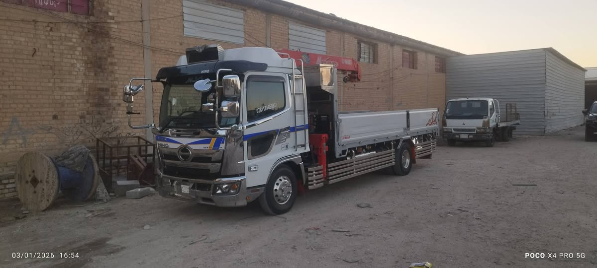 هينو شيطان محدث باسمي تحويل ثاني يوم السعر 350 موديل 23 سته وربع كفالة 5سلندر سلايتين عدل*********** ***********
