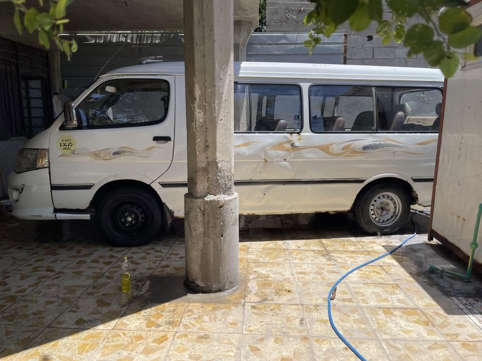 سلام عليكم فتون للبيع  موديل ٢٠١٤  رقم واسط الماني سنويه نافذه عليها غرامات وهيئه  وضريبه  ١٩٥٠الف مطلوبه تريد صافي تريد  ينزلن من سعرها  سياره بيها ملاحضات خياسات بل اطراف وبيها دعمه بل صفحه لطويله مبينه شوف لعين  سياره كهربائيات من دعاميه لدعاميه شاشه سماعات منضومه زنون  مكينه ونجي مجاول كير واكسل كفاله صدر الامامي حلوه بس لوره تتعبان سياره معروضه ب60 وبيها مجال  مكاني بغداد لشعب  رقم تلفون ***********
