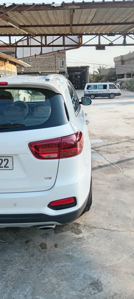 السلام عليكم سورنتو خليجي موديل 2019 
موصفاتهة 
بصمة 
جنطة كهرباء 
بردات خلفية 
سبعة راكب 
كشنات جلد و كهرباء 
ثلاث قطع تبريد 
حساس امامي وخلفي 
تحكم ستيرن جهتين 
انارة ترحيب داخلية وخارجية 
بصمة ابواب 
محرك 6  سلندر بلادي كفالة من فتح وضع شركة 
كير على وضع شركة كفالة من فتح 

السيارة كفالة عامة من صبغ والبارد و الفتح و تبديل 
رقم السيارة بابل  الدولي با اسمي  سيارة على ايدي 

***********.مكان السياره بابل
