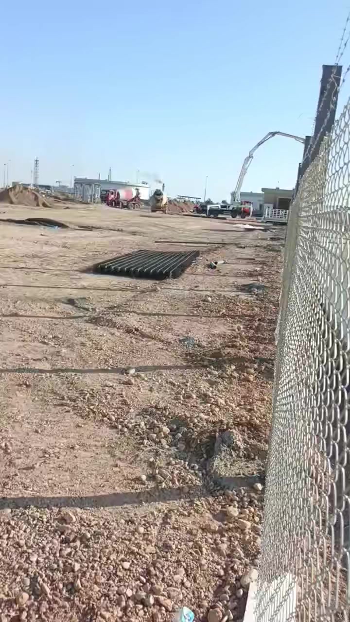 🔰 خدماتنا تشمل: 
0773 520 4663     *********** 
🛠️ عمل كافة أنواع وأحجام الأسيجة BRC بجودة عالية واحترافية.
🌱 توفير جميع أنواع الأسيجة العشبية بجميع أشكالها.
💡 تجهيز وتنصيب كافة أعمدة الكهرباء بأسعار تنافسية.
🏟️ صيانة كافة الملاعب الخماسية والمفتوحة بأسعار مناسبة جدًا.
📉 ملاحظة: كلما كانت المساحة أكبر، كلما كان هناك تخفيض في الأسعار.
🛠️ نحن نلتزم بتنفيذ جميع المشاريع وفقًا للنماذج المعتمدة من قبل المهندسين المحترفين.
💰 أسعارنا تنافسية:
سعر المتر الواحد من 5,500 دينار إلى 10,000 دينار، حسب الطلب.
🌟 تقديم خصومات خاصة للمساحات الكبيرة.
🚛 نعمل في جميع محافظات العراق لتلبية كافة احتياجاتكم.
📞 للطلب أو الاستفسار، تواصلوا معنا من الزر اسفل المنشور او  الأرقام التالية :
0773 520 4663 📲 (واتساب)
*********** 📲 (واتساب)
*********** 📲 (واتساب)
🔰 معمل خيرات العراق - الخيار الأمثل لكل احتياجاتكم من الأسيجة والأعمدة الكهربائية! 🔰
