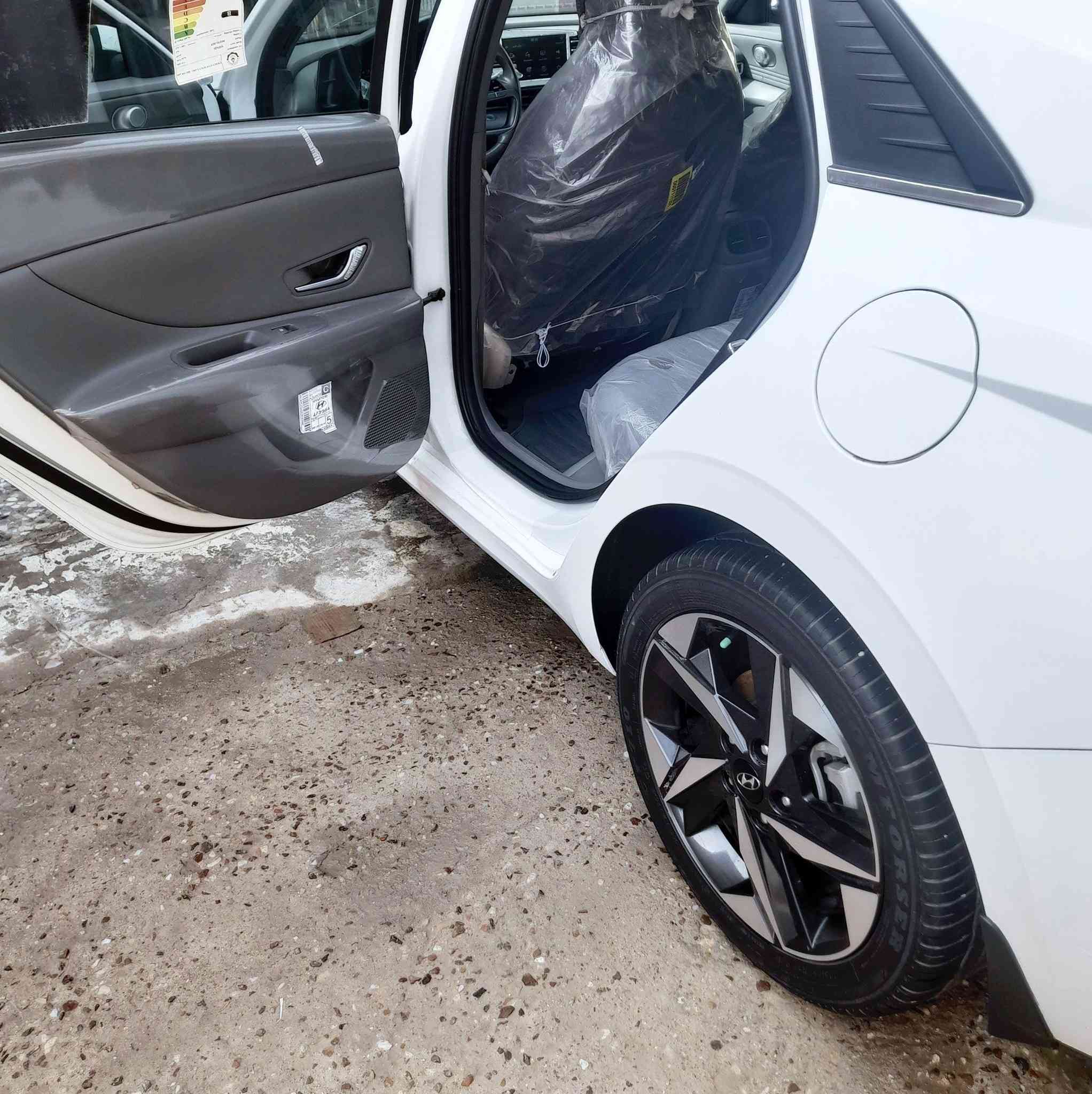 السلام عليكم
هونداي النترا موديل 2022 رقم بغداد اقصاد مطلوبه للمصرف راعيها من بغداد موضف مدني

فول الفول مواصفات الله شاهد سياره جديده وكفاله عامه محرك 1600

مدوشمه جديد وتخم تاير جديد توه شادهن ماشيه 85

***********

***********

سياره بل بصره والسعر اتصل وتدلل
