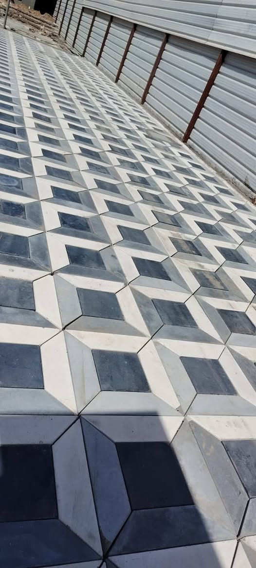 السلام عليكم👋🛣️ جميع انواع المقرنص🔲🔷🔴خلفات مقرنص🛠️
عمل ساقيه➕عمل رصيف➕عمل كابات➕عمل كاشي➕عمل كرانيت🔸
نشتغل بدقه↙️عاليه↘️⚒️🛠️
عمل درجه اوله🥇🔝الثقه في عملنه🔘🔹▪️👍 
الرقم: ***********
