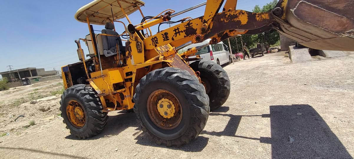 شفل كوبلكو للبيع حجم 60 مكينه هينو 105بي  6 اسلندر سوبر رقم نجف الماني شفل خير من الله 110 بي مجال   جاهز للااستفسار على هاذا الرقم ***********
