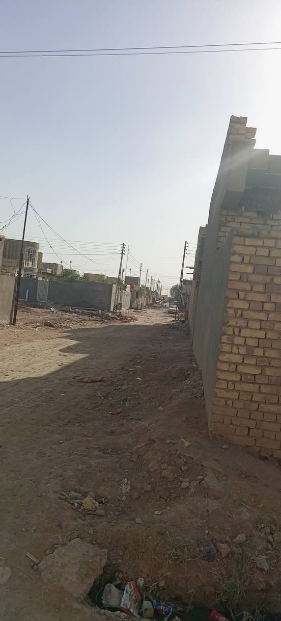 #بيت للبيع ركن
حي الكوفه شارع ال فضل

ركن مساحه 180
تفاصيل داخل الفيديو 
***********
