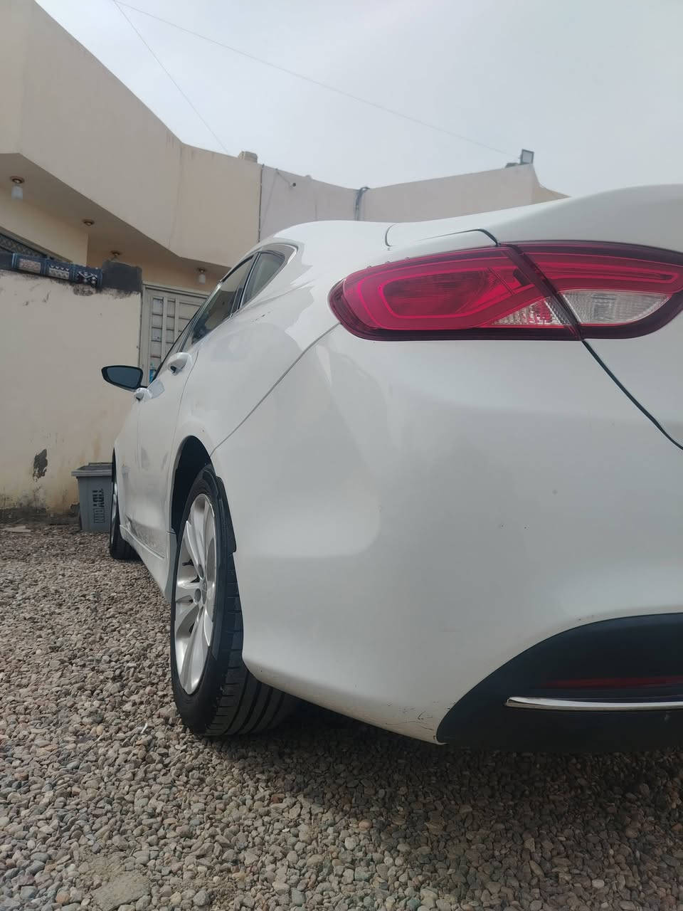 🚗 للبيع كرايسلر C200 موديل 2016 🚗
🔹 المحرك: 2.4 قبق أسود
🔹 المحرك مبدل جديد سنة 2020
🔹 الگير: أوتوماتيك 9 سرعات
🔹 اللون: أبيض
🔹 التبريد: ❄️ ثلج
🔹 الحالة: السيارة جاهزة وما بيها نواقص
🔧 الملاحظات:
بيها تبديل قطعتين فقط (جاملغ + بنيد)
المكينه والگير بحالة ممتازة
استعمال نظيف
جاهزة للفحص
📄 رقم السيارة: ذي قار
👤 باسمي
📍 المكان: الناصرية – مركز المدينة
💰 السعر: 110 (قابل للتفاوض البسيط)
📞 للتواصل: ***********
