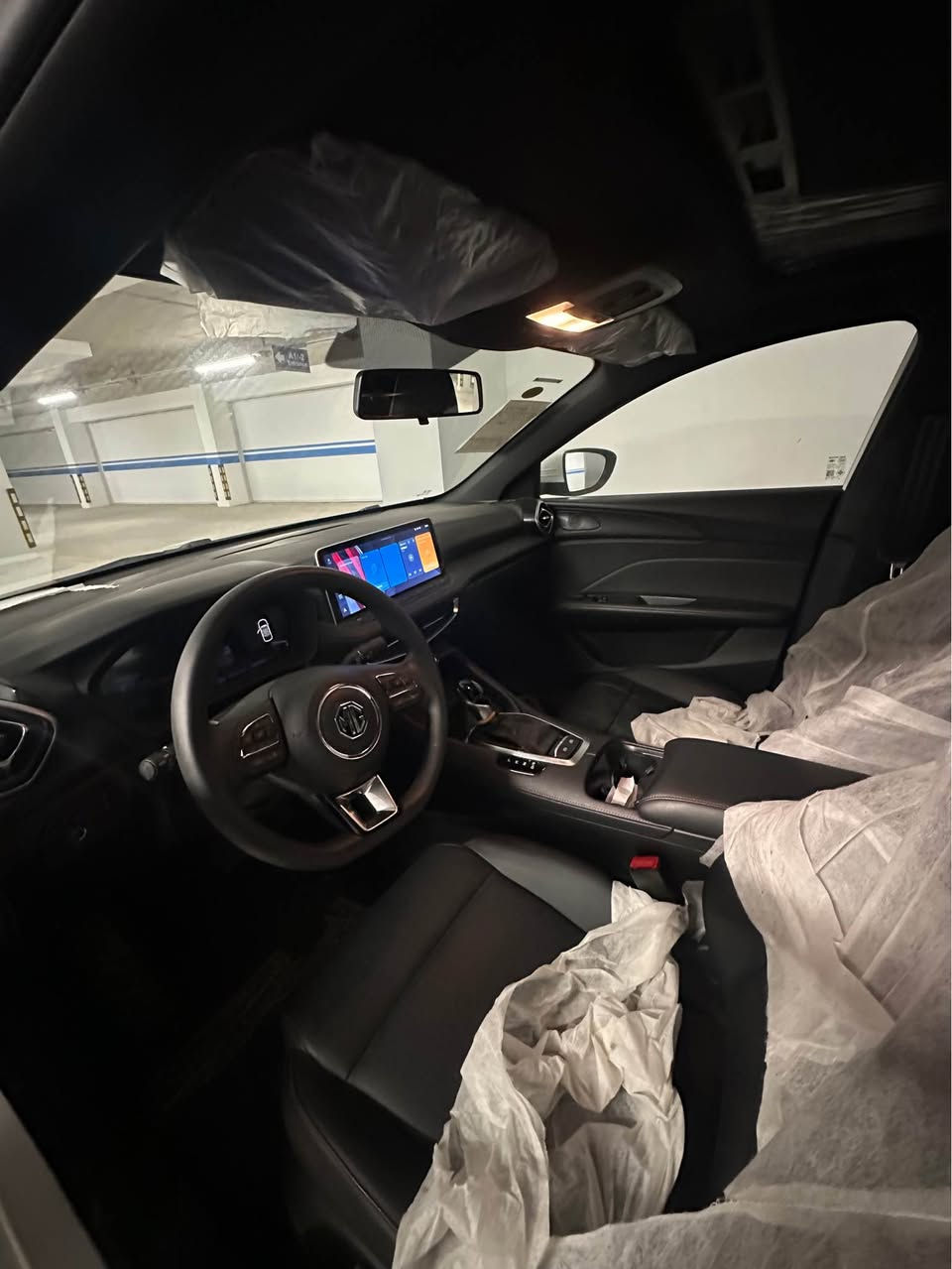 Mg GT 
موديل 2025 ماشي 6 الاف كيلو فقط جديدة سيارة مرقم 
اربيل كلين تايتل
محرك 1500 
سعر 125 ورقة
مكاني اربيل 
واتساب *********** أربيل, العراق
