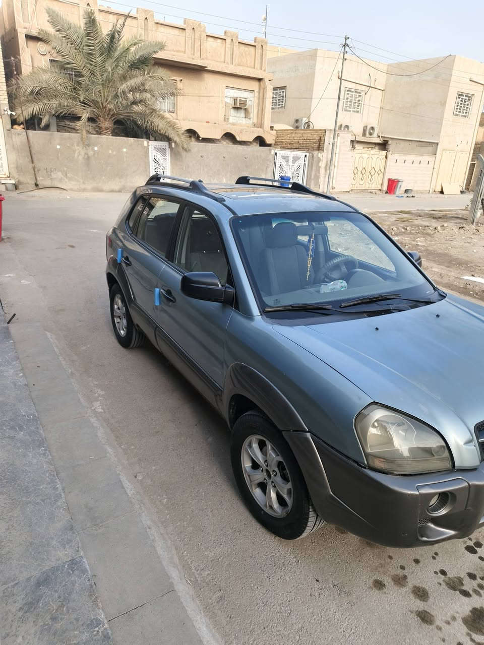 توسان خليجي مديل 2009 سياره رقم ذي قار مميز سياره بسمي بيها تبديل جاملغ سياره فول واحد على واحد فتحه سياره جاهزه محرك 2000 دوش ما نقصها برغي سياره 
عنونها الناصريه شموخ
سعرها 110 وبيها مجال
رقم ‏‪***********‬‏
