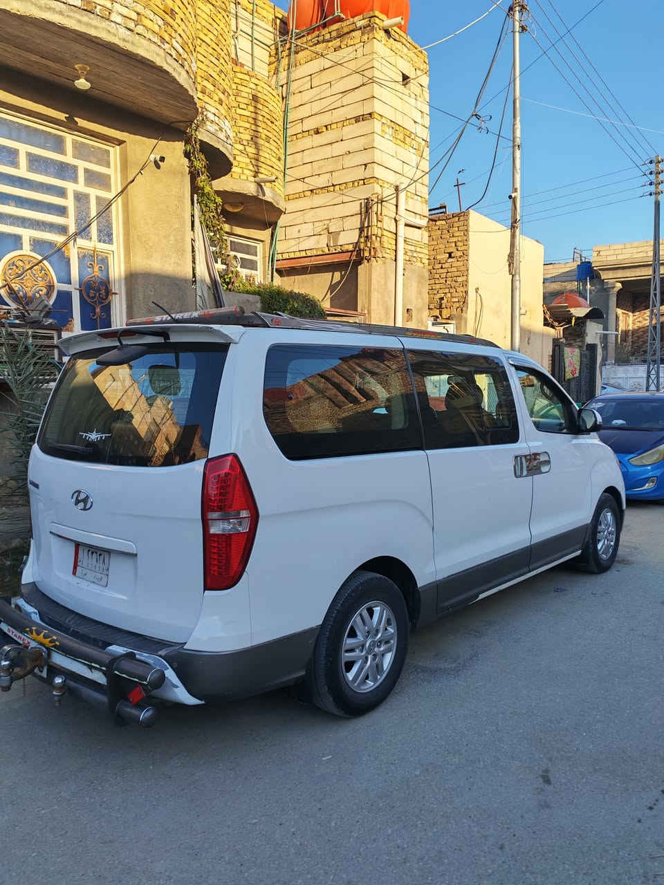 السلام عليكم موديل 16 فول مواصفات محور مسكر مكفوله ما عده شخط الي واضح بل صوره الرقم ***********
