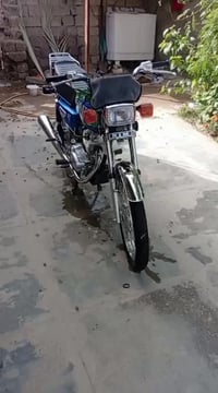 درجة للبيع كلشي ما ناقصهة 07765271771