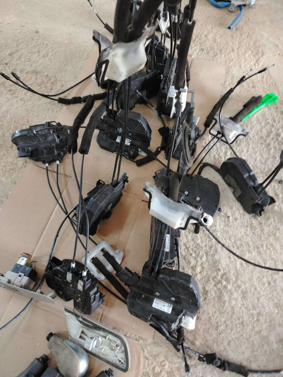 أدوات رينو سافران وفلاونس
غير متواجد على الفيس
اتصل واتساب ***********
يوجد توصيل جميع المحافظات
