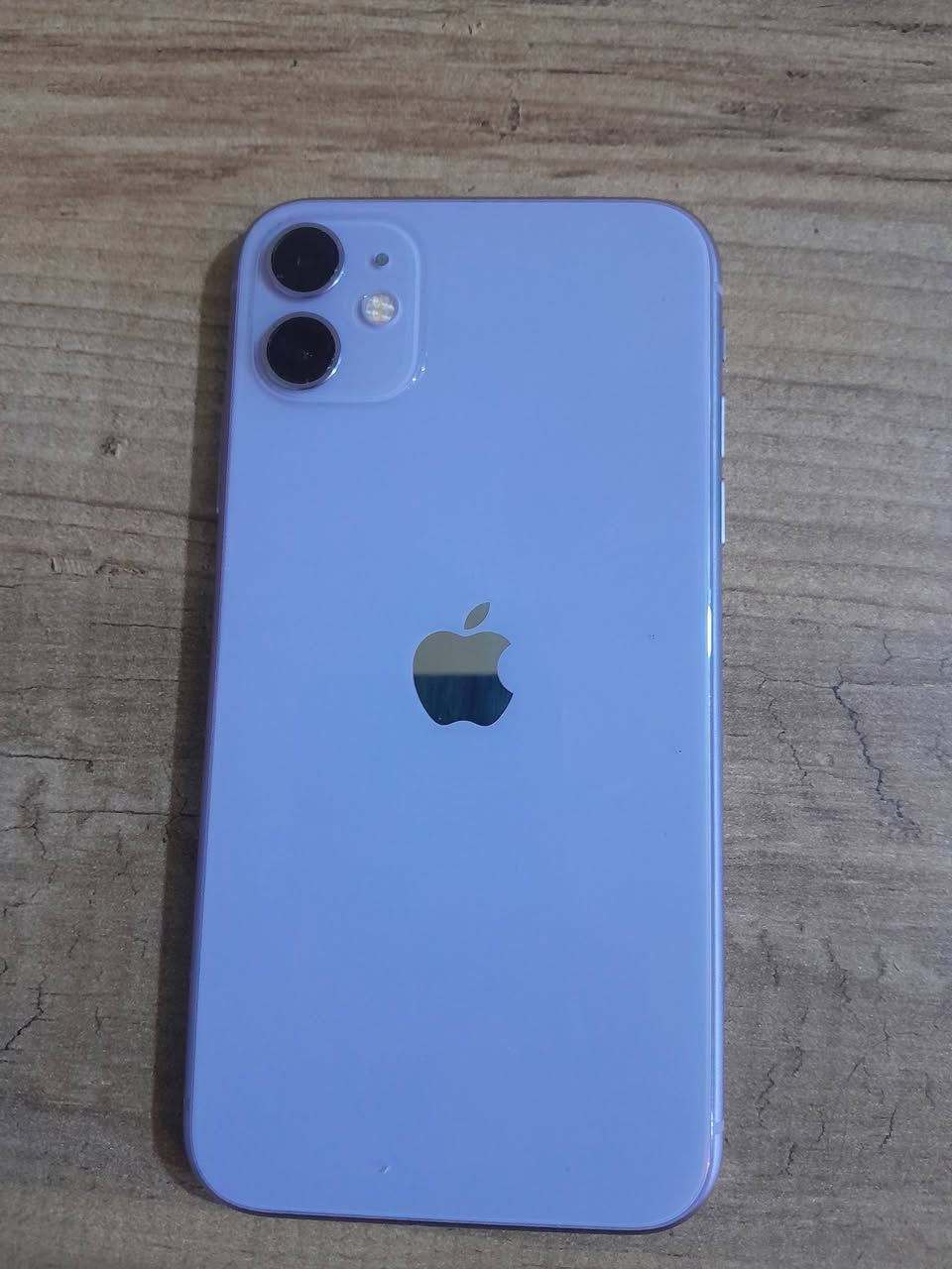سلام عليكم
ايفون 11 كامرتين للبيع 
جهاز نضيف مابي لاشخط ولا كسر ذاكره 128 بطاريه 71 جهاز مكفول مامبدل بي اي شي
سعر 250 وبي مجال للشراي مكاني شعب شارع الصحه تواصل واتس اب فقط ***********

