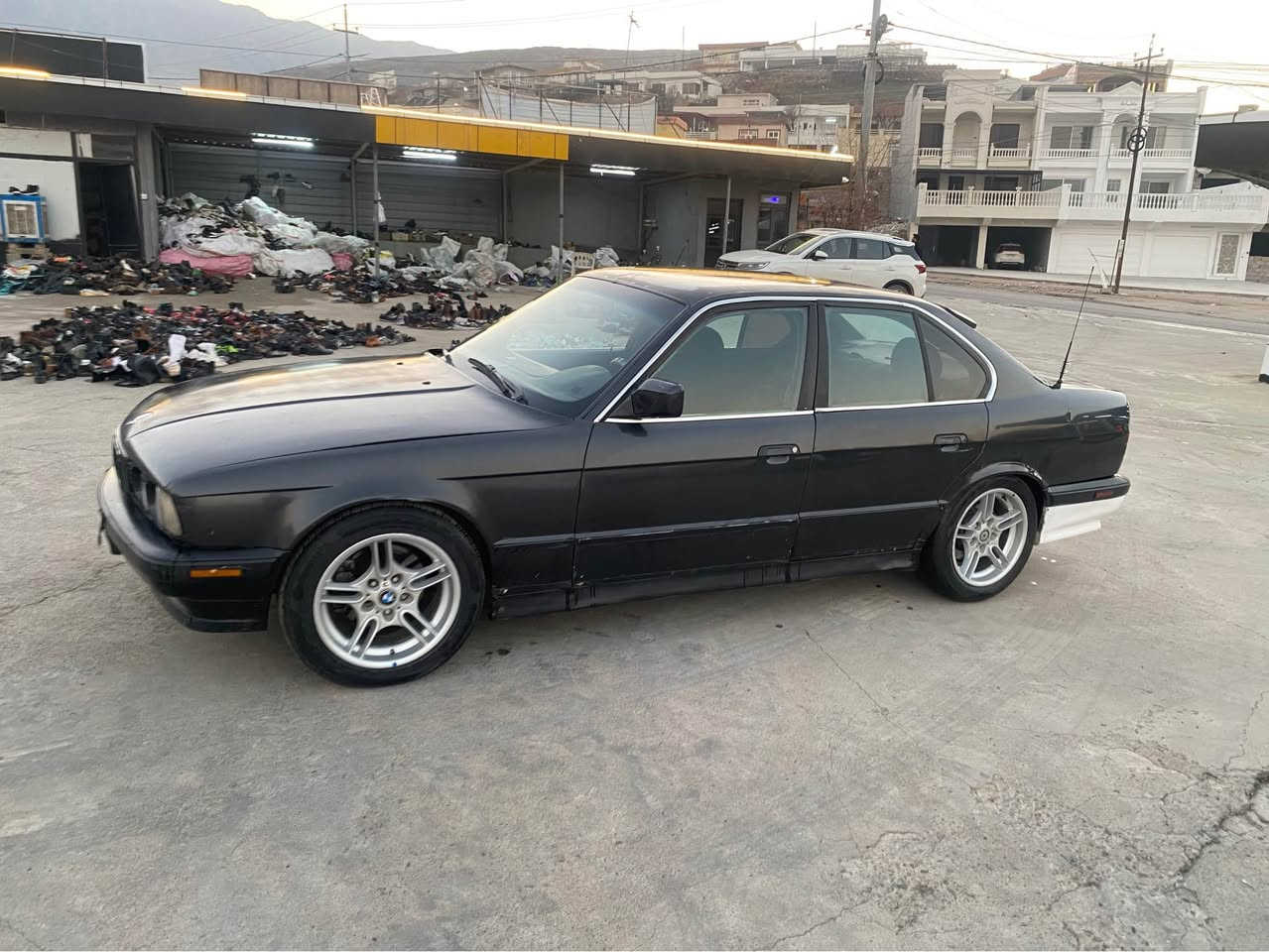 باس گؤرينةوه به شتيك به دلم بئت مؤديل 93بيلاد 525تؤماتيك 2پارچه بؤياخ بئ لئدران گيرو مةكينةى زؤر بئ حةيبه بةشةرتى فيتةر ئارم سليمانى تةبريد گةرمو سارد جام كارةبة ئاوينه كارةبة قفل مةركةزى 250مةسراف نيه Colombo, Sri Lanka


**إذا كنت صاحب هذا الإعلان وتريد حذفه لأي سبب، رجاءا أرسل رسالة إلى الدعم الفني**