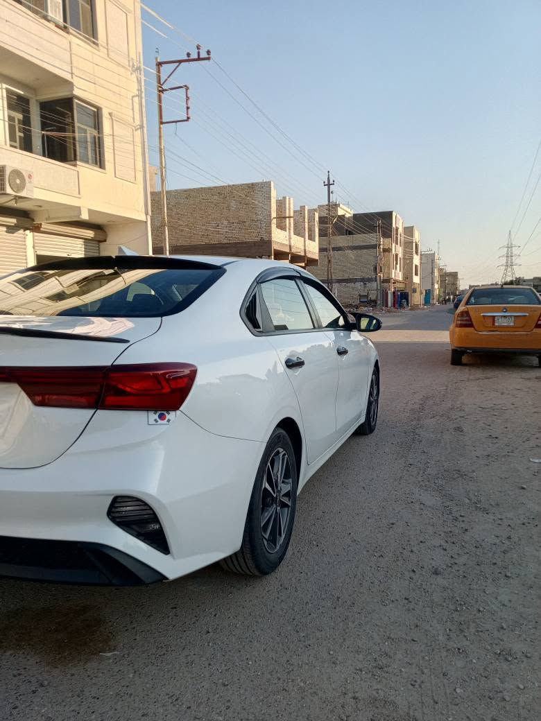 كيا فورتي 23 وارد امريكي مصبوغه عام مبدل بيه عرقجين من البونطاط بدون دواخل بدون شواصي السياره حلوه كاعده ماشيه 76 الشراي يتصل ويدلل الموشراي خلي يعبر المنشور  *********** بغداد, العراق
