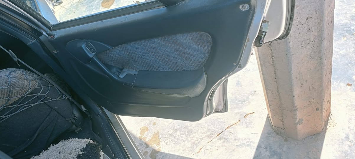 دايو اسبرو للبيع عنوان صلاح الدين
سياره كامله وجاهزه من كلشي
 كير محرك
 مشط ستيرن
 تايرات 
تبريد بس غاز منظومه كامله 
متصرف عليها شي
السعر 20 

***********
