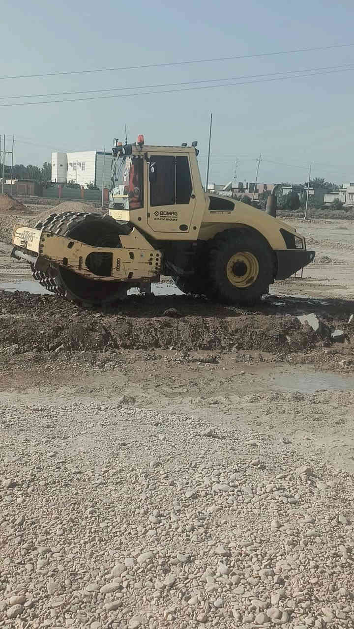 السلام عليكم للبيع حادله بوماك موديل 2009  حجم 213DH ميكانيكي  رقم اربيل شرط تحويل  أو وكاله تدفئه تبريد تخم تاير لمكينه جاهزة محرك خير من الله والمضخات خير من الله لمكينه في العمل في ابوغريب باقي التفاصيل 📞📞***********ابو علي‏‪+9647765763166‬‏ 📞📞‏‪***********‬‏ مكلف بل نشر
