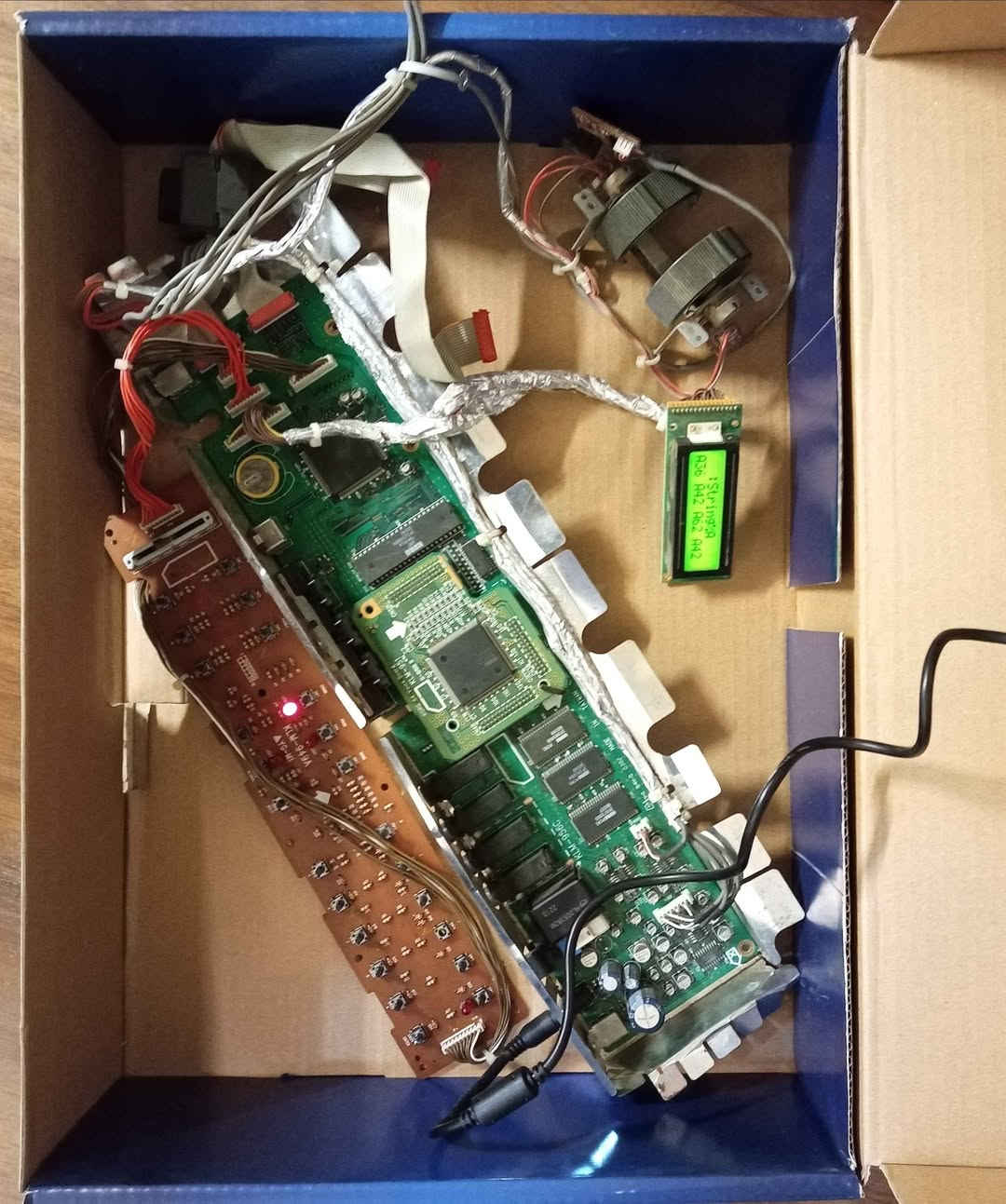 بورد korg X5Dr کامل شغال مع التوصیل للبیت السليمانية, العراق


**إذا كنت صاحب هذا الإعلان وتريد حذفه لأي سبب، رجاءا أرسل رسالة إلى الدعم الفني**