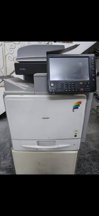 ريكوه MP C401 • طابعة ليزر متعددة الوظائف • ٤٠ نسخة/دقيقة