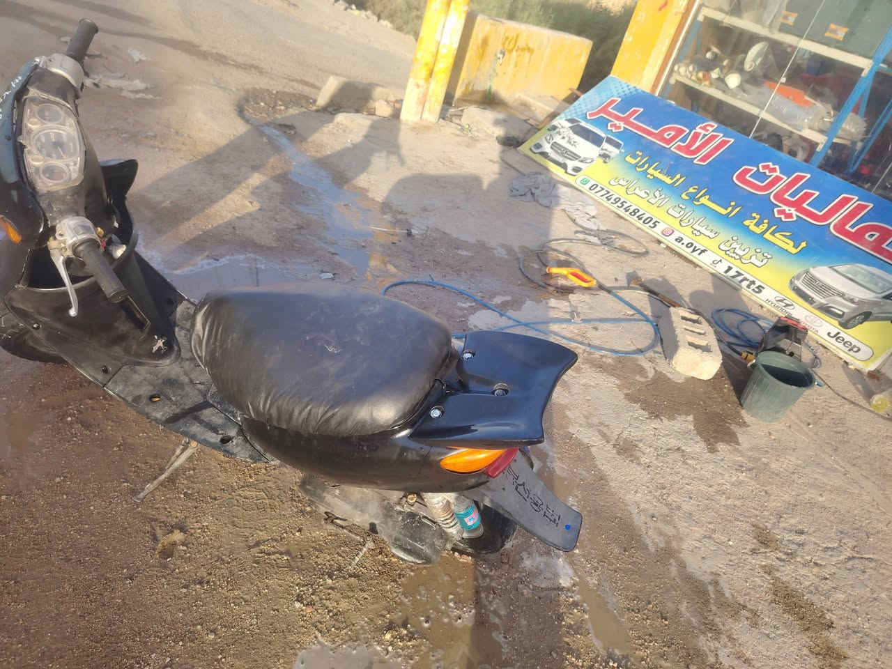 السلام عليكم دراجه عصفور للبيع رياضي مفتوحه لايت اصطاب الجنح شغال فقط بس السلف ما رابطين وايراته دراجه مفتوحه سعر 200 وبيها مجال قليل شرائط بالواتساب ***********
