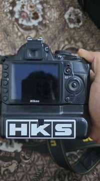 لبيع كامره نيكون 3100D   كامره نضافتها مثل متشوفون   ملحقاتها  عدسه 50...