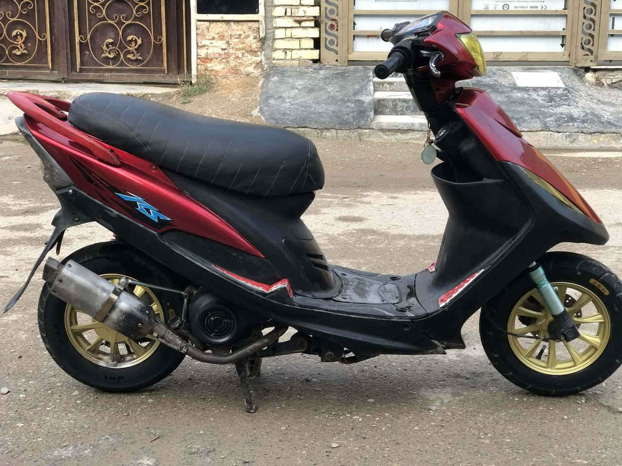 السلام عليكم درجة ماكس عدله لبيع دراجة نضيفه كفرات ختم واحد بوشه 55 شلعه معدل السعر 500 وبيه مجال مكاني بغداد حسينيه الراشديه رقم ***********
