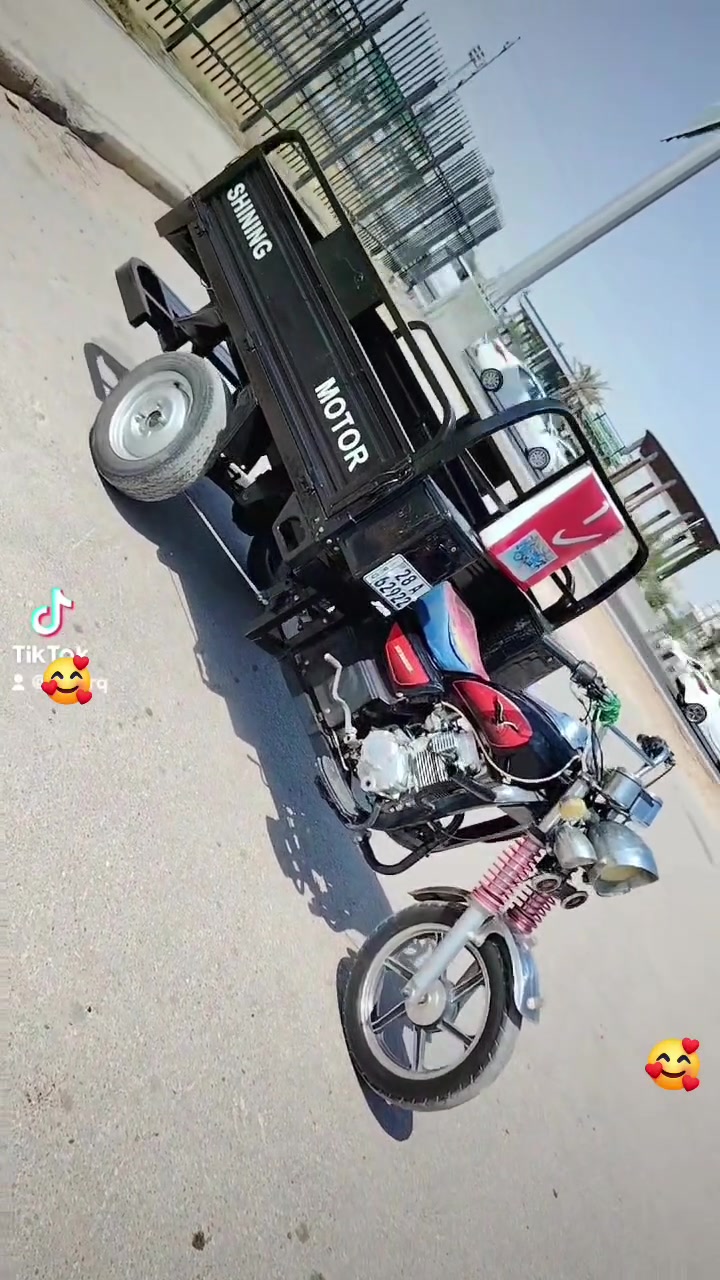 اخواني السلام عليكم ستوته جمره 2023 للبيع مرقمه نجف كل شيء ما عايزه سعرها مليونين 2600 وبيها مجال بسيط ***********
