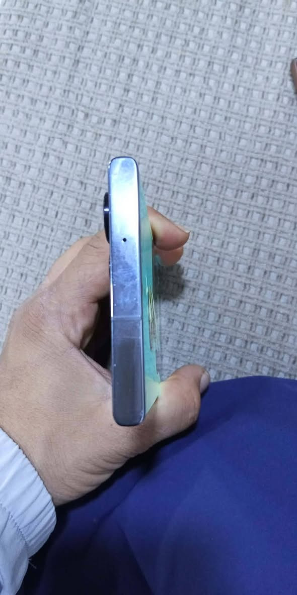 عندي جهاز اس 23 الترا لون زيتوني
للبيع  جهاز نظيف حيل 
ادفع سعر  اذا عجبني ابيع


**إذا كنت صاحب هذا الإعلان وتريد حذفه لأي سبب، رجاءا أرسل رسالة إلى الدعم الفني**