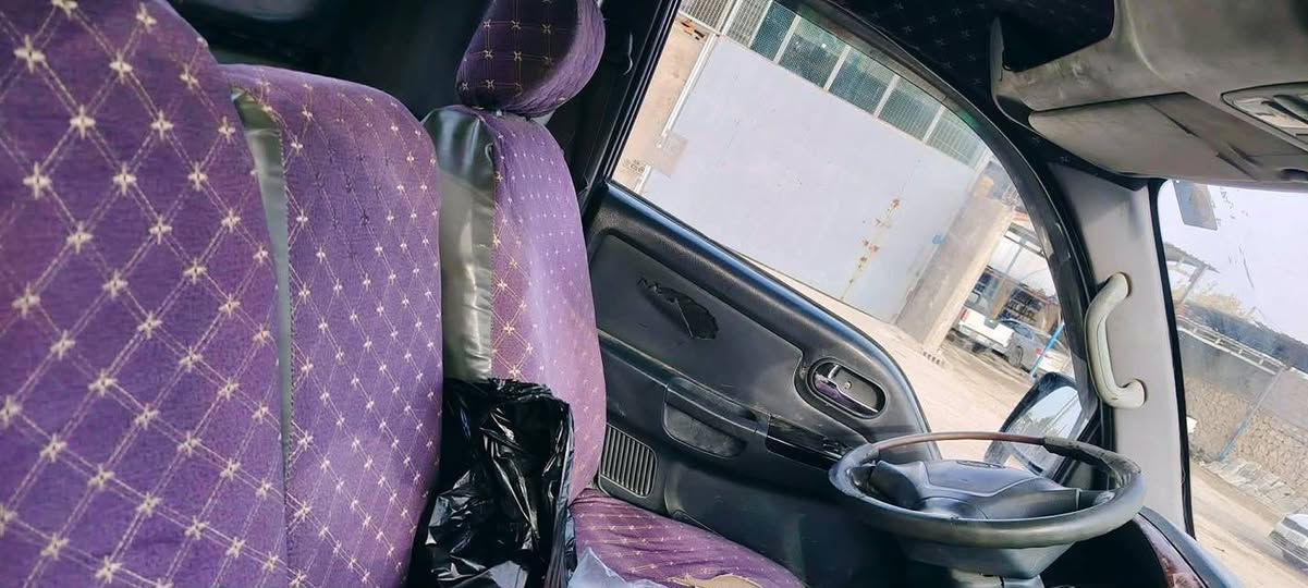 سلام عليكم كيه بنكو موديل ٧ مكينه ٣٠٠٠ قبق ابيض جديده وكير جديد رقم بابل انكليزي  تحويل مباشر بيها رشات صبغ مكفوله من الضربه مكان نجف الاشرف ***********
السعر 75 وبي مجال حك الجية
