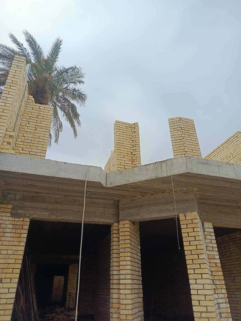 سلام عليكم خلفه بناء متواجد في بغداد سعر مناسب يحب بتواصل وياي عله رقمي ***********
