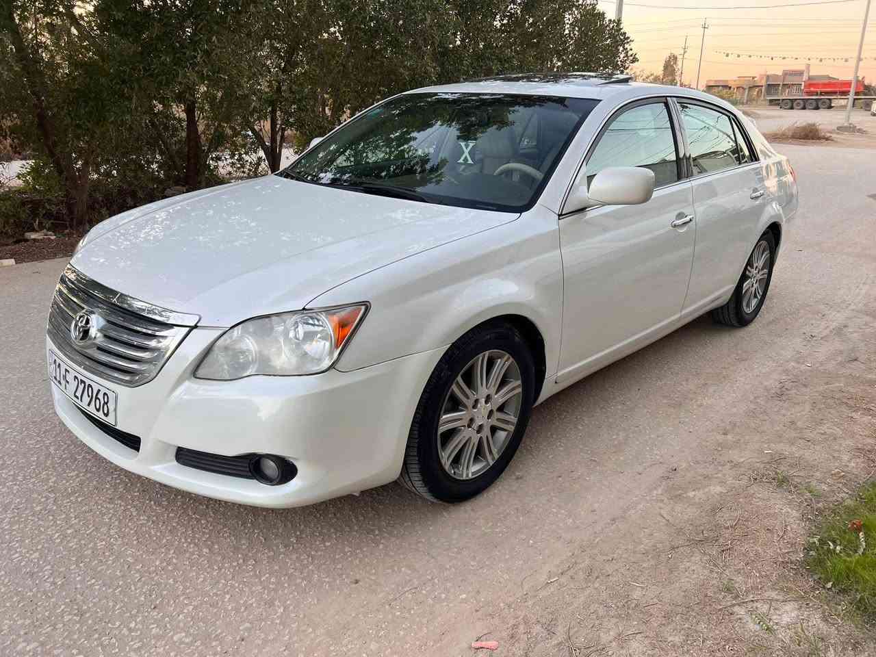 من رخصة الادمن المحترم
تويوتا أفلون 2009 بدون صبغ فول مواصفات 1/1 Limited رقم بغداد بأسمي مكينة گير صدر تخم تاير السيارة جاهزة ونظيفة جداً 
السعر 140 
للاستفسار ***********
