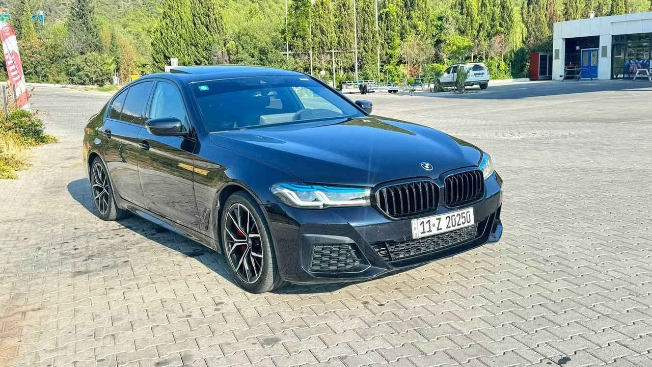 Bmw 2023
530 E
ماشية ٦٠  الف كيلو
G30
MPackage
بلك ان 
داخل ليد متغير 
ويل 19 M
كشنات M
دركة M
كراسي خزن 
كراسي كهرباء 
رقمها شبه مميز 
حساسات امامي خلفي
كاميرا 
لايتات ليزر 
للاستفسار تواصل خاص 
او الاتصال ***********
مكانها بغداد-العامرية 
!
