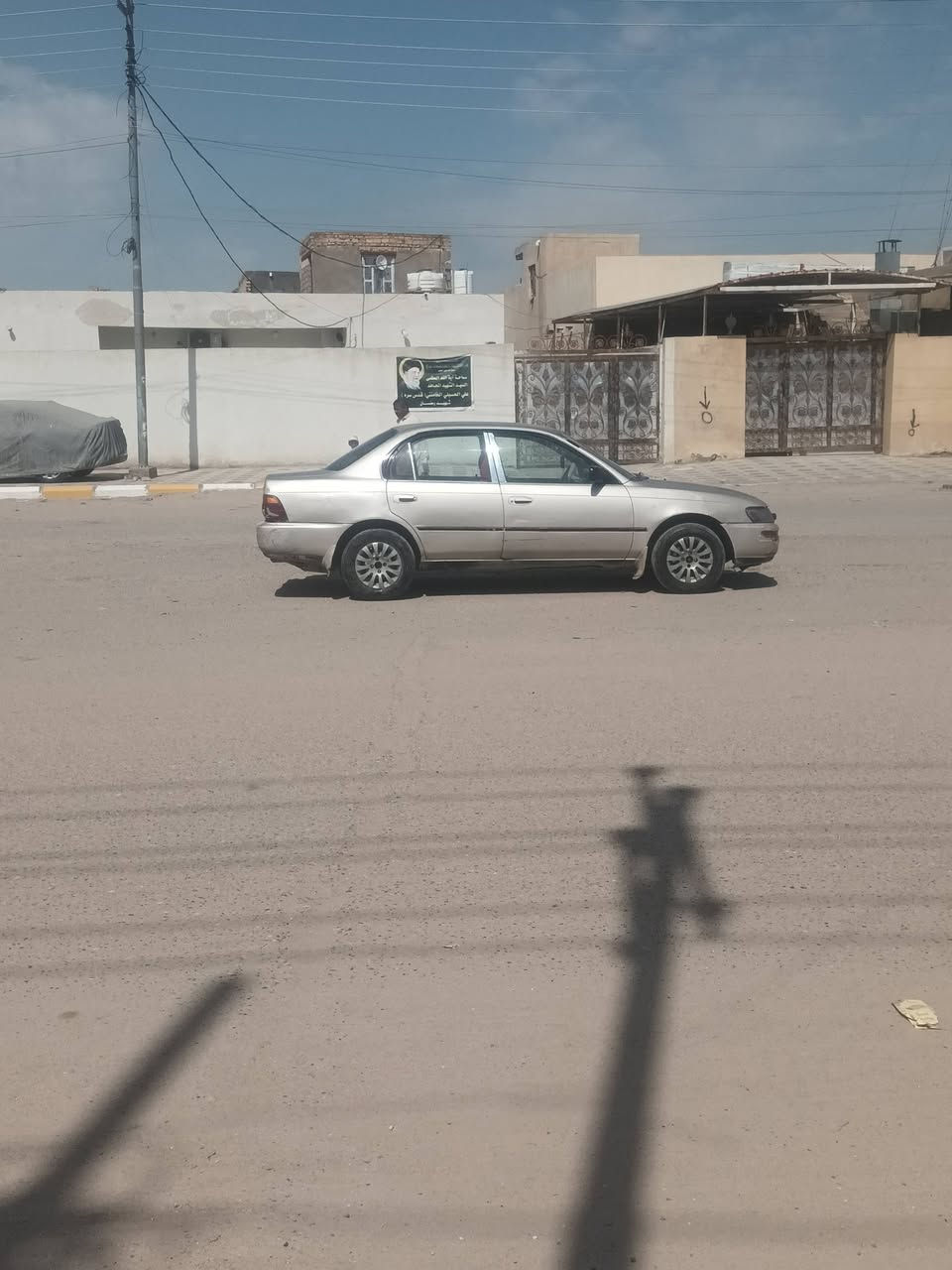 كورله للبيع مديل ٩٢ رقم بصره دولي مكفوله من العيب شرعي وضربه القويه مصبوغه عام 
محرك يبخر كير مكفول اوتو تواير جدد باتري جديد لايت عالي ناصي حداديه نضيفه تريد امداور تريد وكاله مكان ناصريه المركز 
اتصال واتساب *********** سعر ٣٨ اوبيها مجال لشراي
