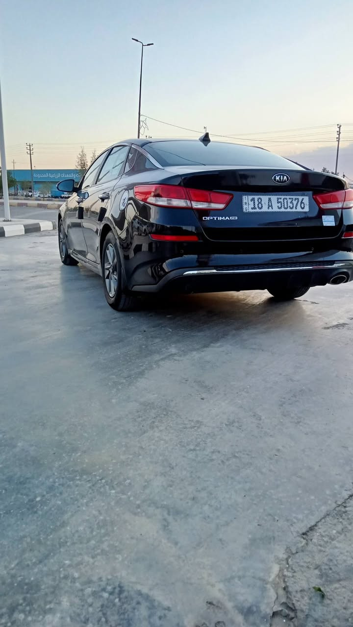 أوبتما 2020 سياره جديده وجاهزه بيه 3قطع صبغ بدون اي دواخل ايرباك سليم مكان  السياره ديوانيه السعر 120(***********)
