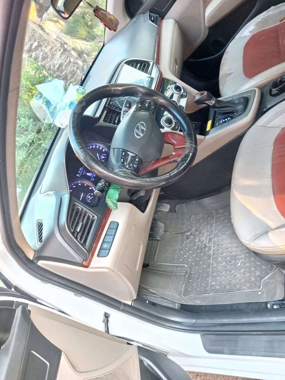 سلام عليكم الانترة موديل 2020خليجية فول مواصفات بسمي سنوية جديدة مكفولة كير ومكينة ما مفتوحات عل بلاد السعر145وبيهة مجال التواصل ***********واتس مكان بغداد الشرطة الخامسة وشكرا
