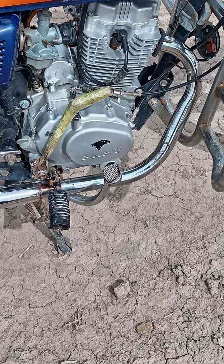 السلام عليكم دراجه بارت كلك كلك مكفوله من السرقه موديل2024 دراجه على وضع الشركه شرط محركه ما محطوطه صبانه عليه كلجات ما بدله شرط شرط كهربايات كله شقاله نبيتري شقال عدادات شقاله تاير وره صالي يومين من شاده بل جيس رقم ***********
