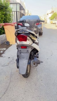 ماكس منغولي دراجه بلادبه نضيفه للبيع سعر 650 بدون مراوس شراي يتصل ما م...