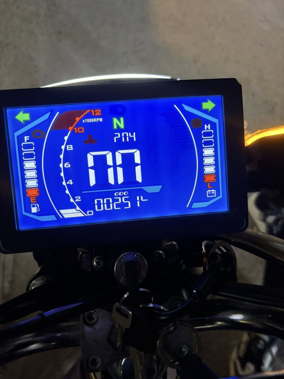 سلام عليكم دراجه أيراني كير ٥ الدراجه مكينته ٢٠٠او ممشتغله دليفري موديله ٢٠٢٥ حاله حال الزيرو ماشيه ٢٥٠ كيلو كلشي شغال بيه عليه ادامه كامله كبل تطلع على باب الله السعر ٧٠٠ وبيه مجال بصيط عنواني بغداد الكريعات رقمي ***********متواجد واتساب او ماسنجر فقط
